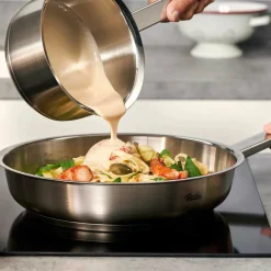 Fissler Stielpfanne 24cm silberfarben^ Pfannen