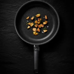 Fissler Stielpfanne 28cm silberfarben^ Pfannen