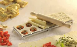 Gefu Ravioli/Maultaschenbrett silberfarben^ Küchenzubehör
