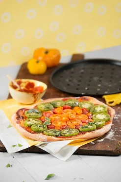 Kaiser Pizzaform 32cm schwarz^ Backzubehör