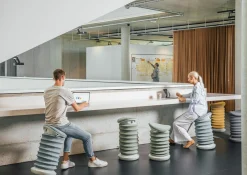 Livestyle-Sitzhocker schwarz^ Bürostühle·Bürohocker