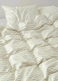 Satin><noscript><img width=