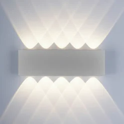 Außenwandleuchten|Außenleuchten>Paul Neuhaus LED-Wandleuchte 10flg silberfarben