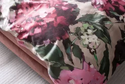 Satin><noscript><img width=