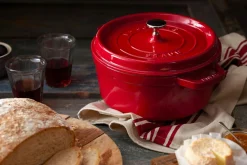 Staub Bräter 24cm rot^ Bräter & Schmortöpfe